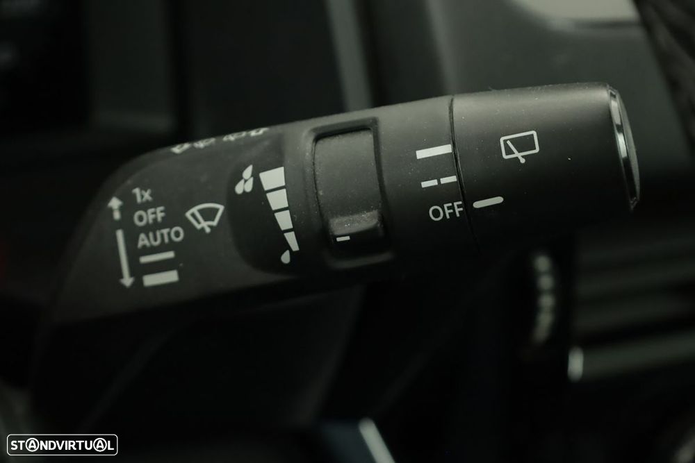 Nissan Qashqai 1.3 DIG-T N-Connecta LED - 18