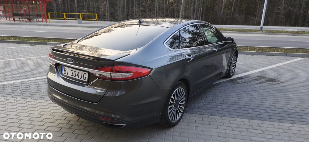 Ford Fusion - 5