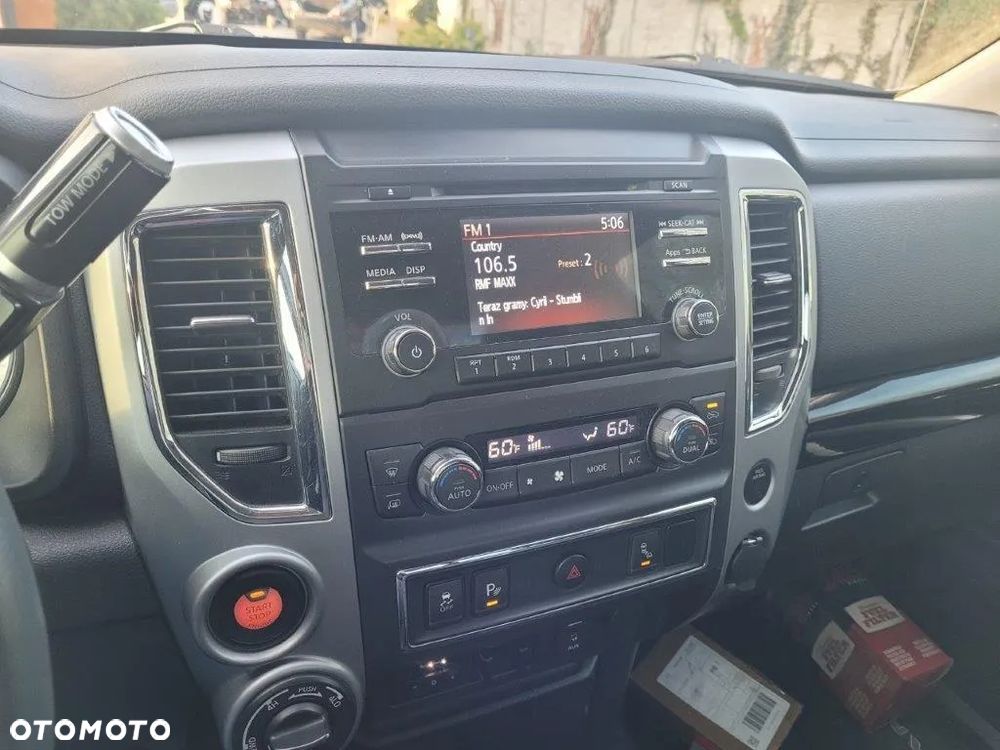 Nissan Titan - 13