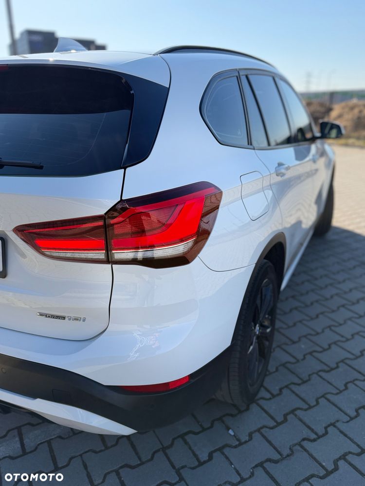 BMW X1 sDrive18i Sport Line - 12