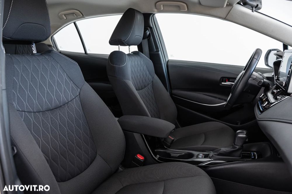 Toyota Corolla 1.8 Hybrid Comfort - 10