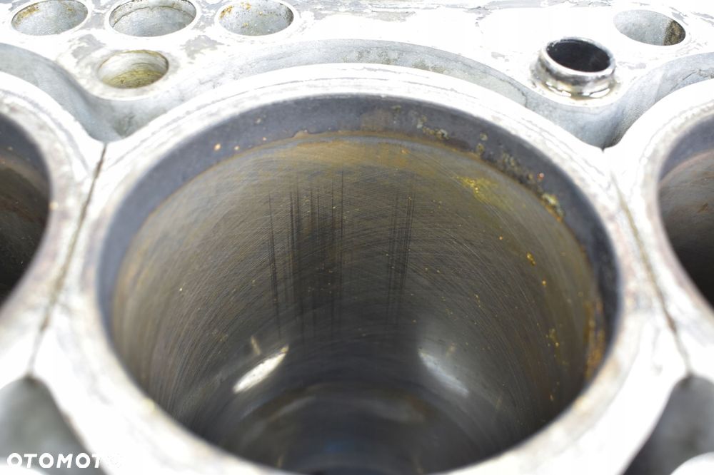 Blok Silnika VOLVO S40 V50 S60 V60 XC70 V70 S80 2.0 D3 D5204T5 D5204T2 - 7