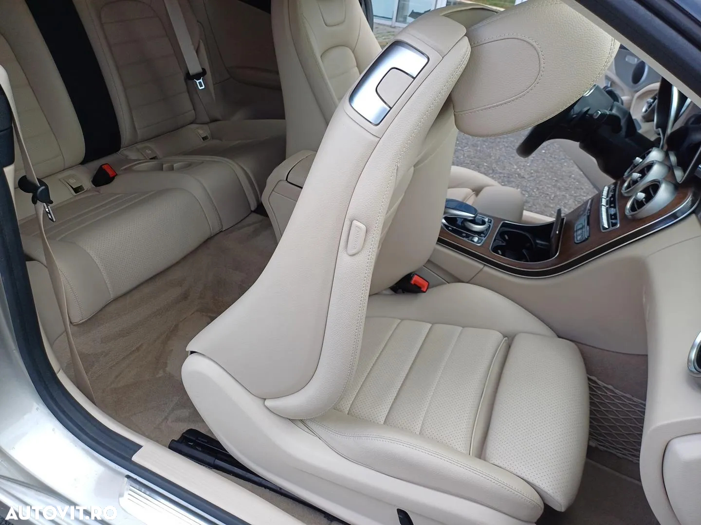 Mercedes-Benz C - 23