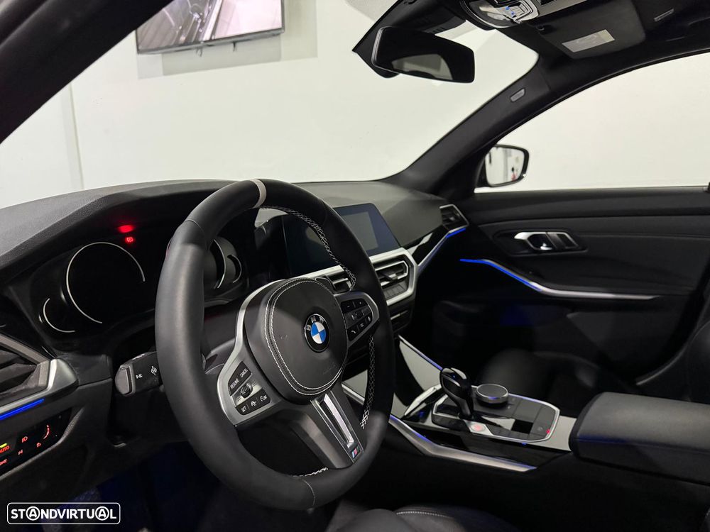BMW 320 d Pack M Auto - 11