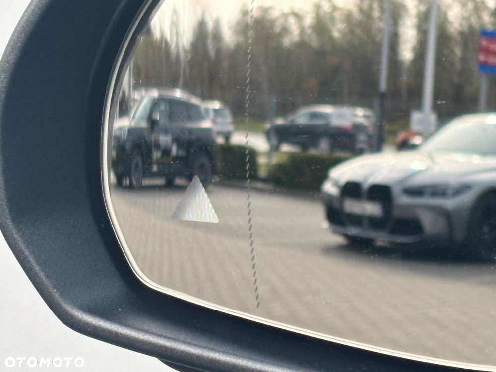 Mercedes-Benz GLC - 29