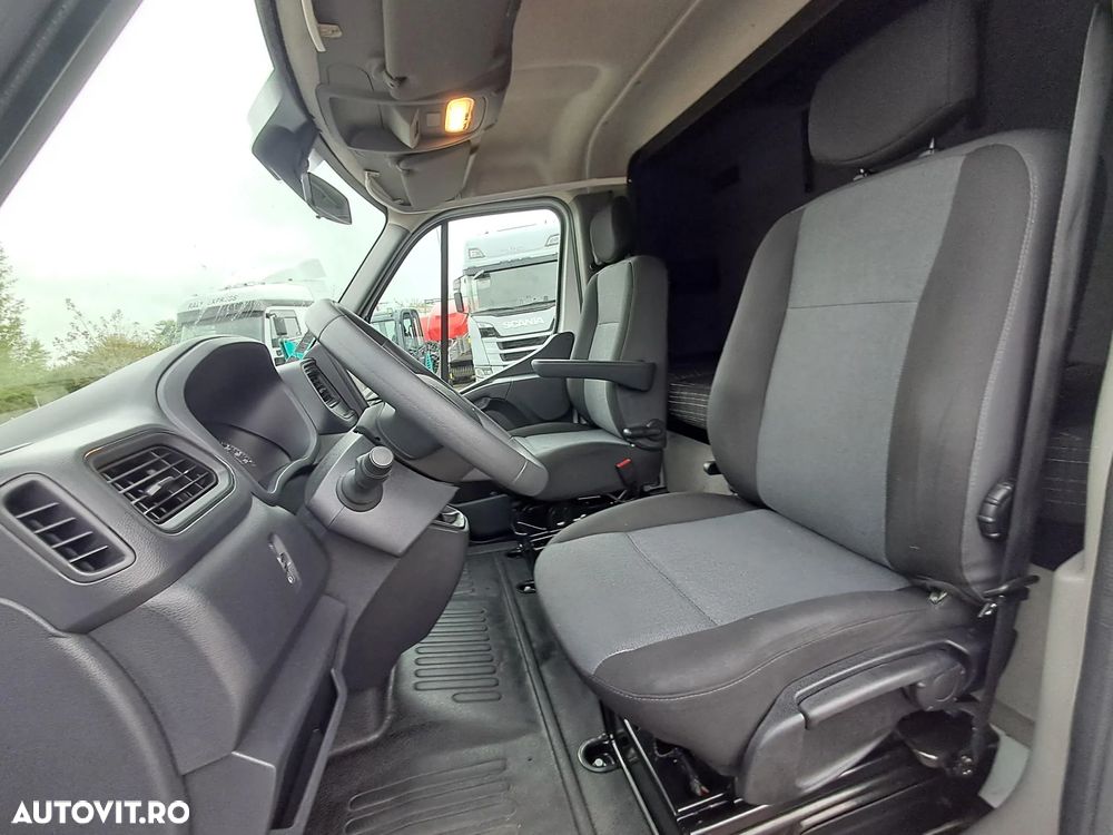 Renault MASTER 2.3D 160 CP CABINA DE DORMIT SI PRELATA LIFT DHOLLANDIA - 11