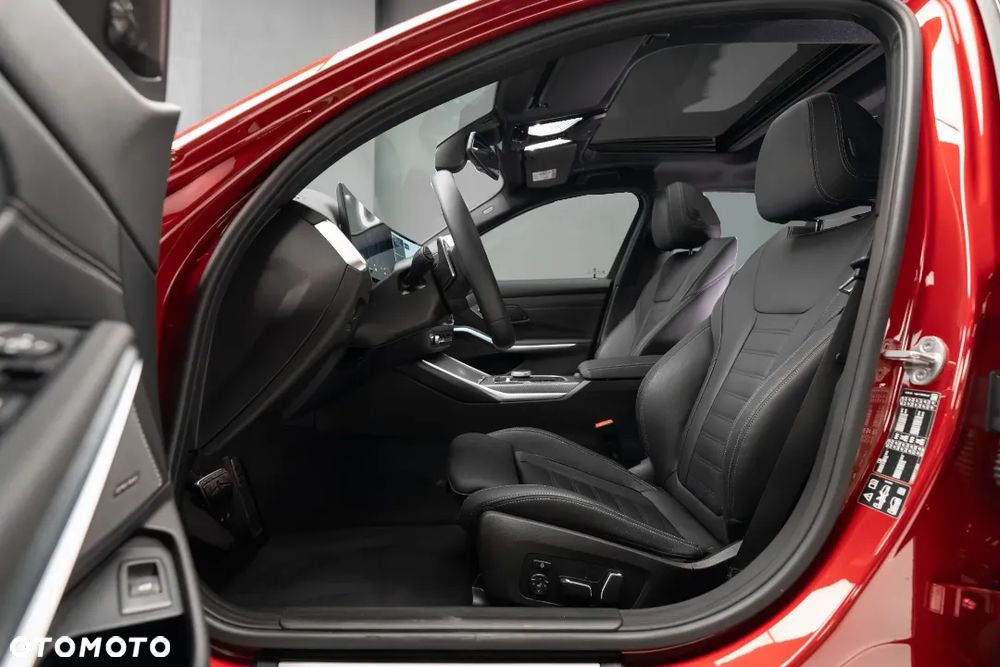 BMW Seria 3 320d xDrive mHEV M Sport - 31