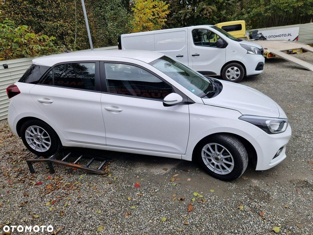 Hyundai i20 - 5