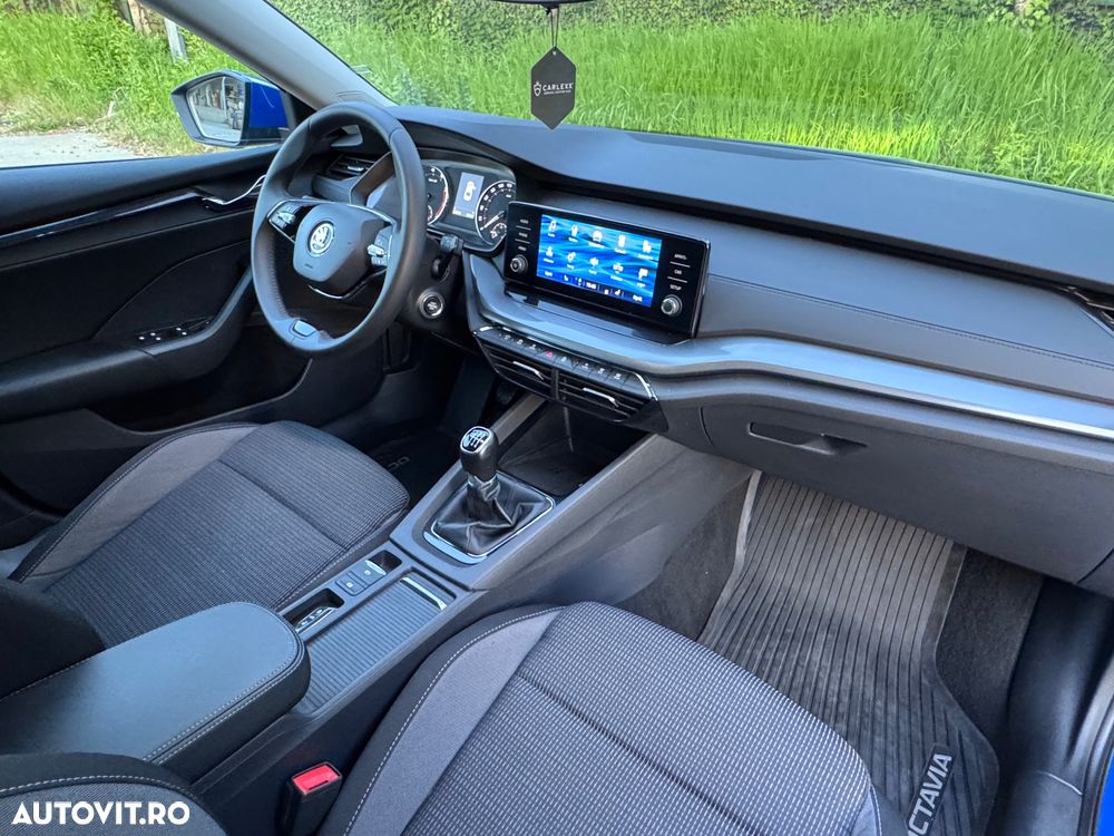 Skoda Octavia 1.5 TSI Ambition - 11