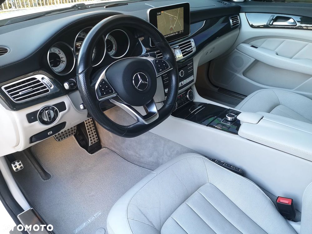 Mercedes-Benz CLS 350 (BlueTEC) d - 16