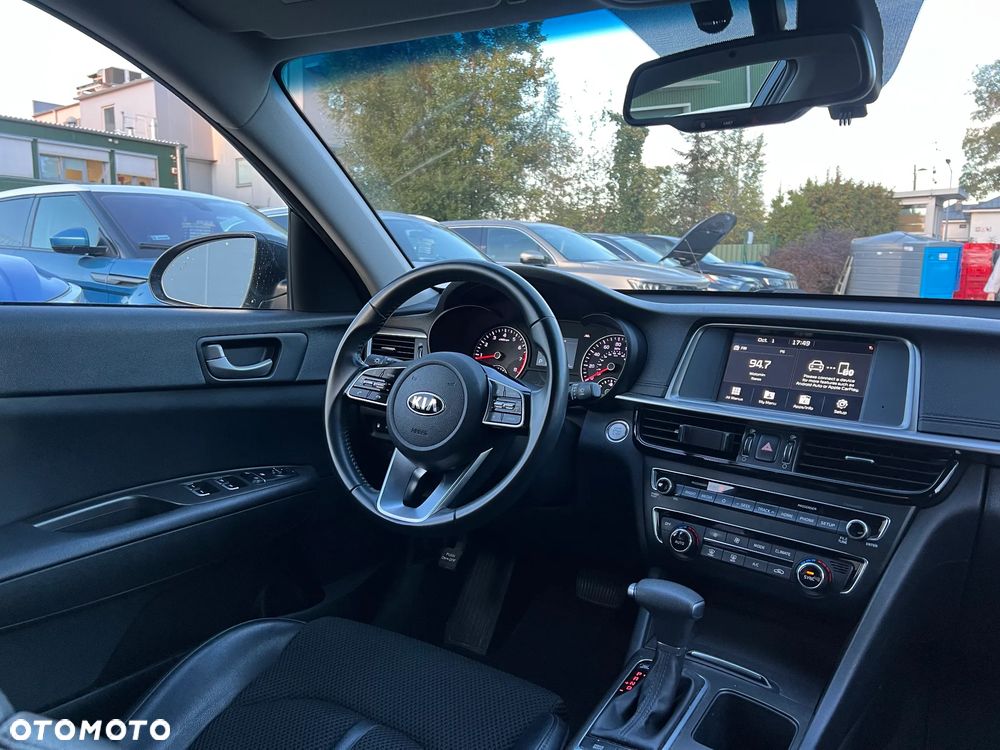 Kia Optima - 26