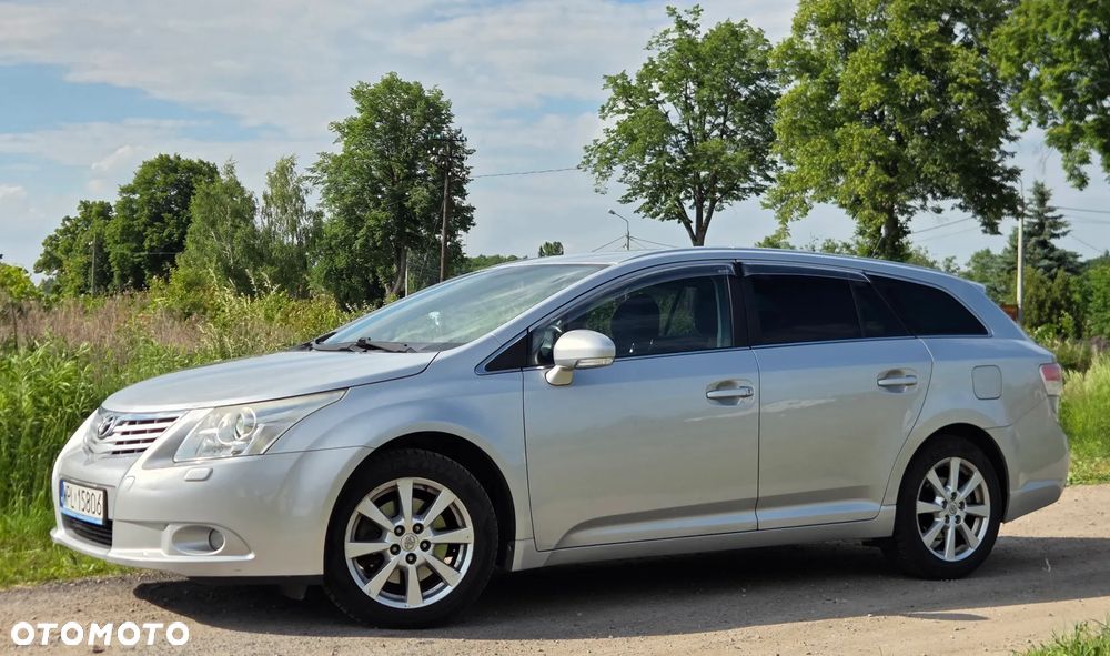 Toyota Avensis 2.2 D-4D 2010 - 2