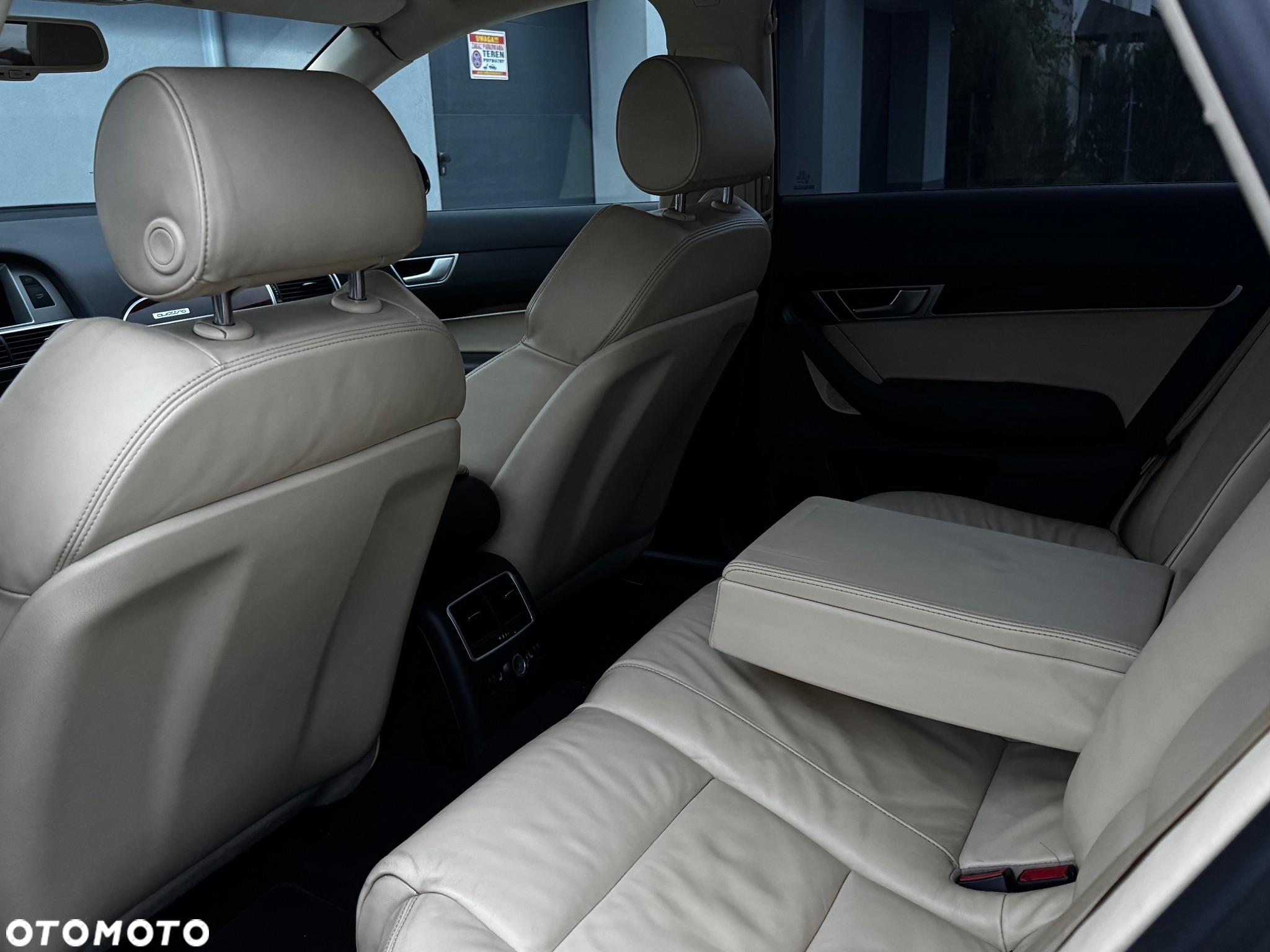 Audi A6 - 24