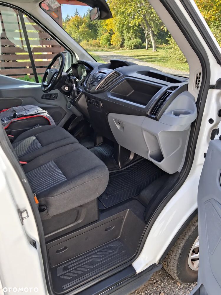Ford Transit - 17