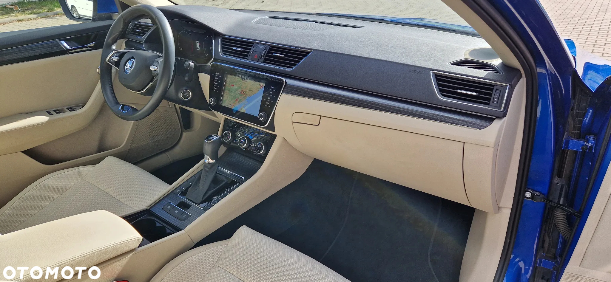 Skoda Superb Combi 2.0 TDI DSG Style - 8