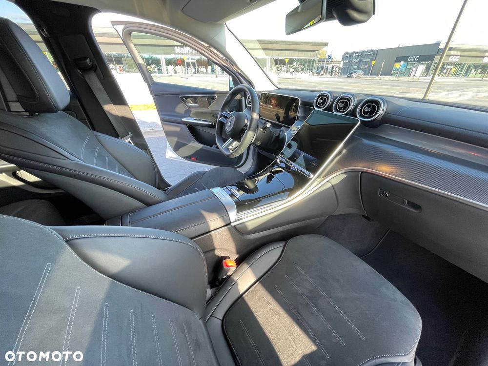 Mercedes-Benz GLC 220 d mHEV 4-Matic AMG Line - 11