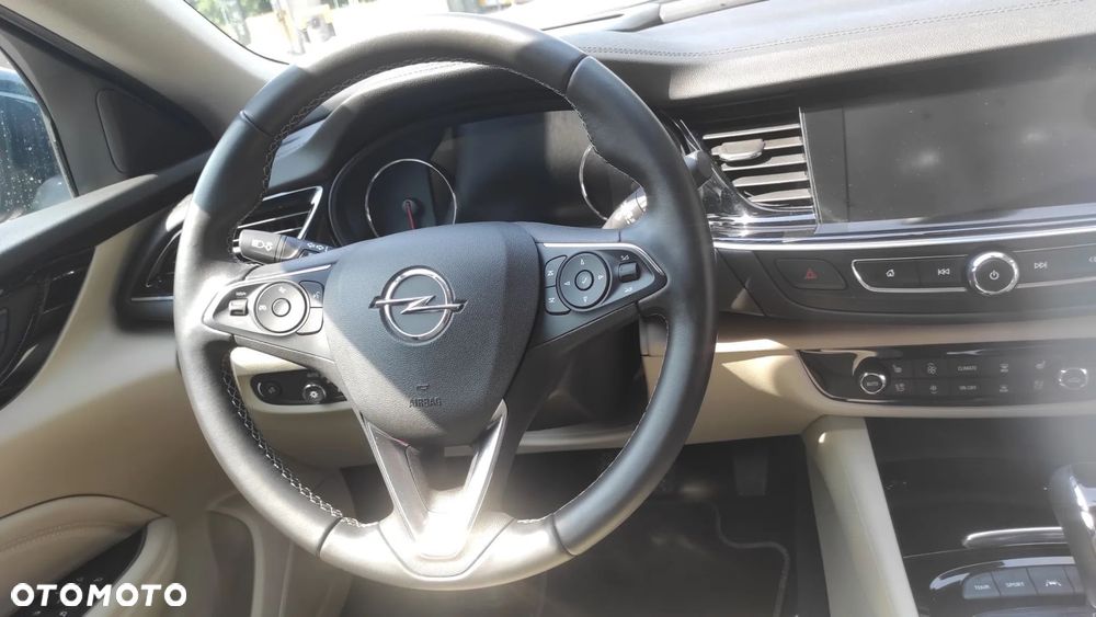 Opel Insignia 2.0 DI Turbo 4x4 Exclusive - 12
