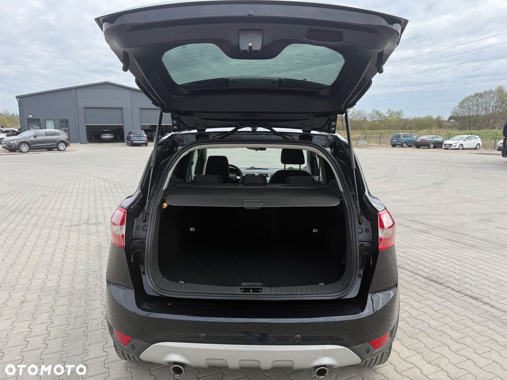 Ford Kuga 2.0 TDCi 2x4 Titanium - 8