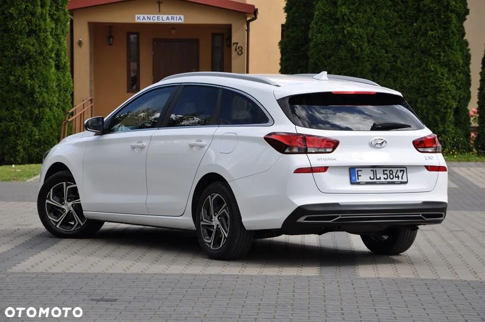 Hyundai i30 1.6 CRDI DCT Select - 21