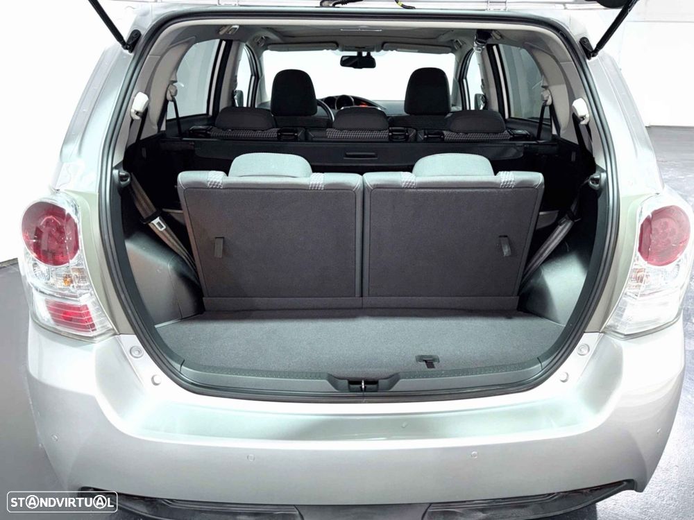 Toyota Verso 1.6 D-4D Comfort - 18