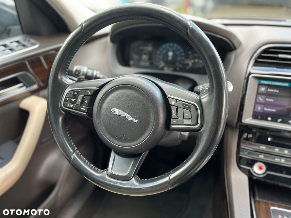 Jaguar F-Pace 2.0 i4D AWD Prestige - 20