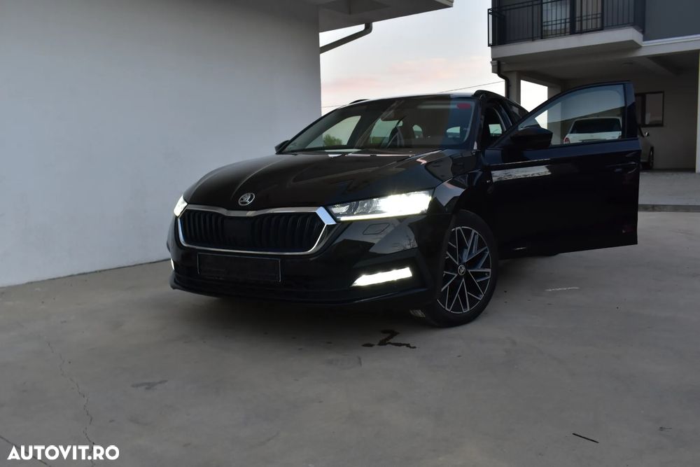 Skoda Octavia 2022 photo 2