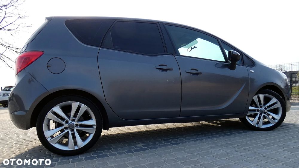 Opel Meriva 1.4 T Cosmo - 9