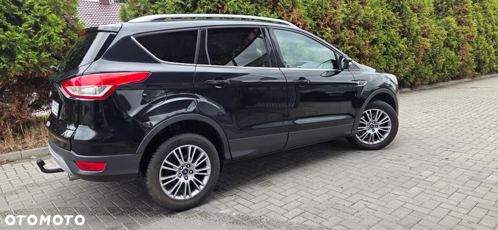 Ford Kuga 2.0 TDCi 2x4 Titanium - 18