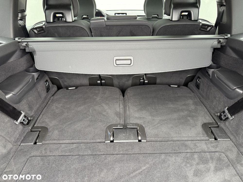 Volvo XC 90 - 10