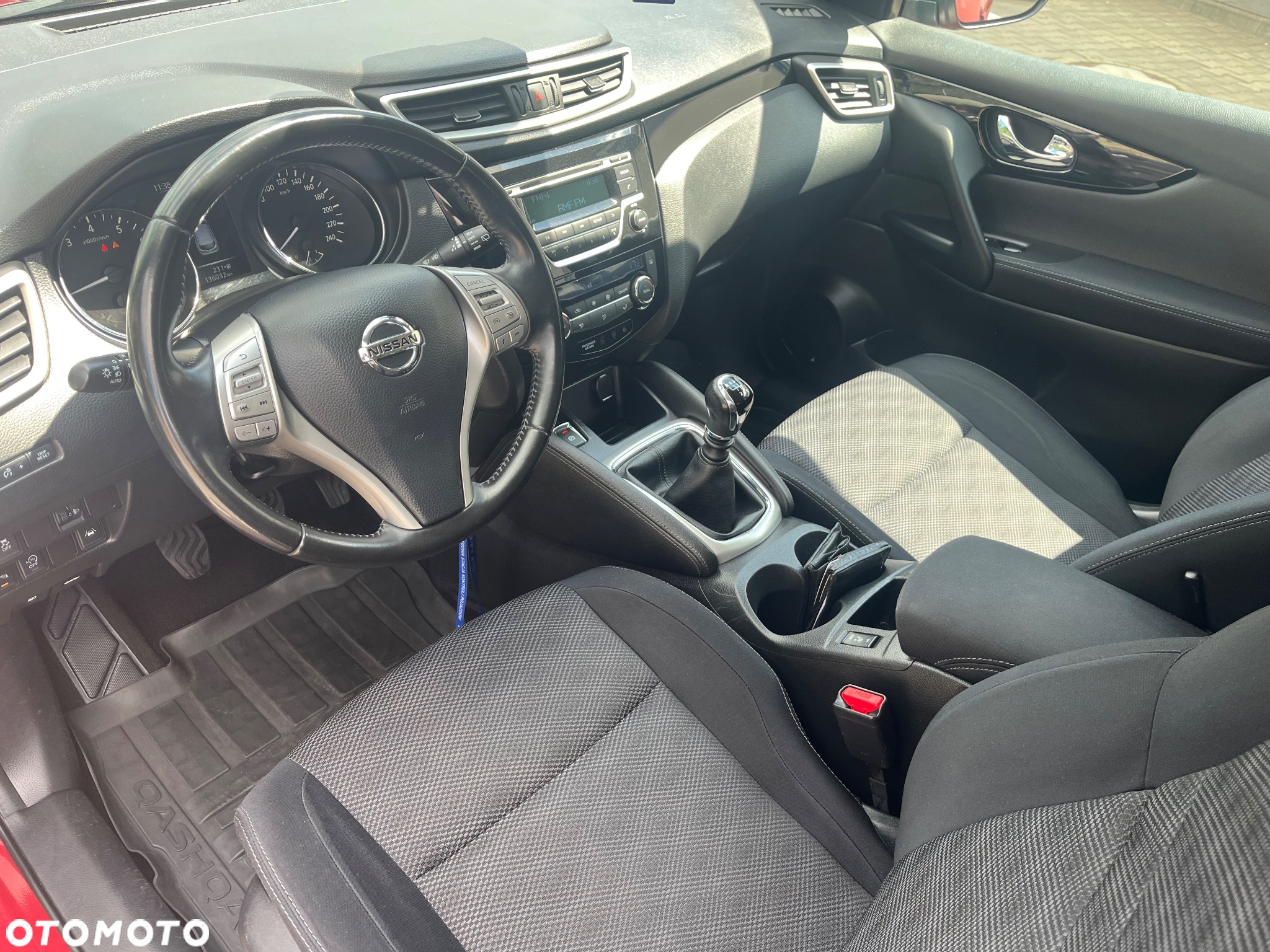 Nissan Qashqai 1.2 DIG-T Acenta - 24