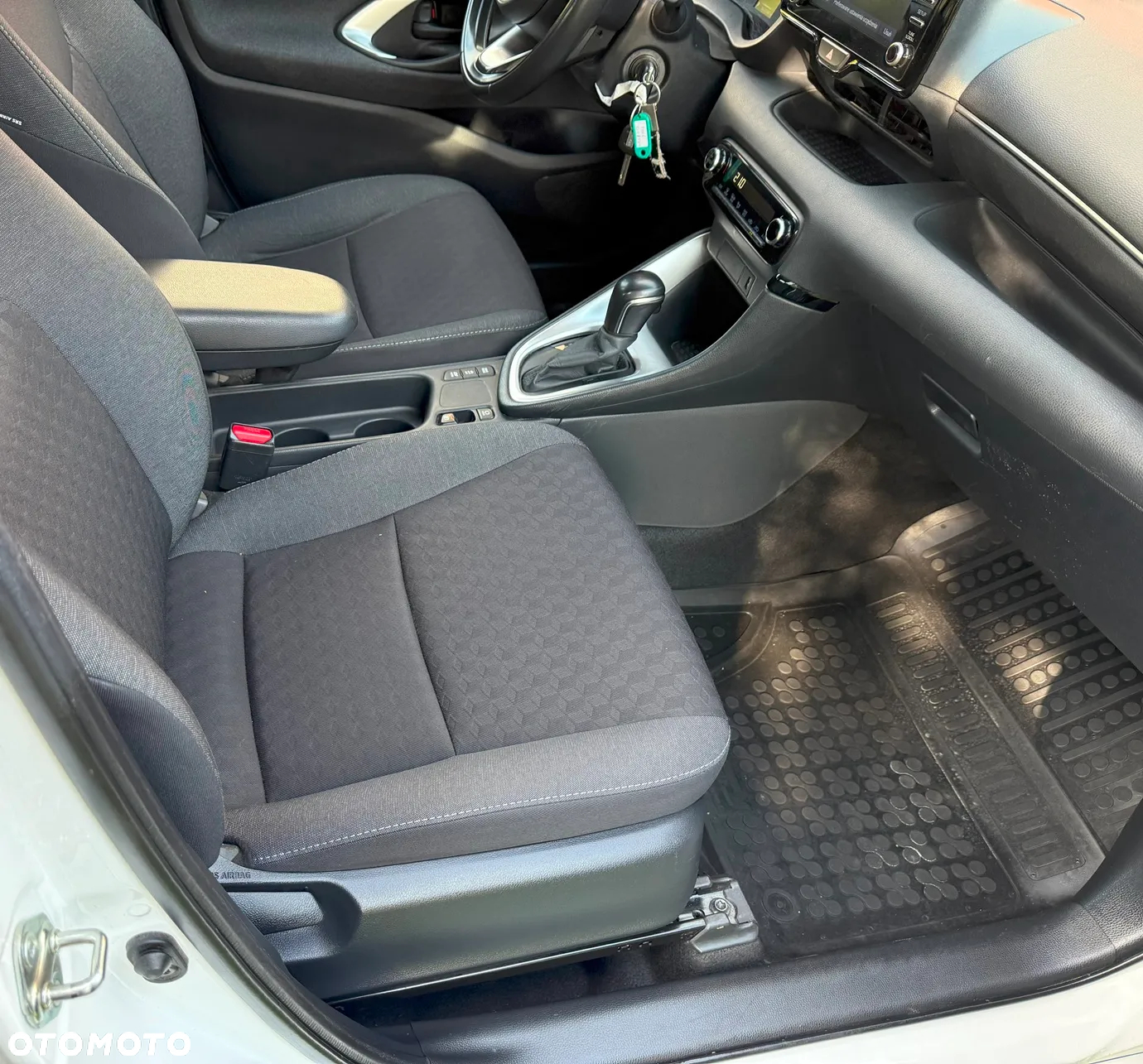 Toyota Yaris 1.5 Comfort CVT - 23