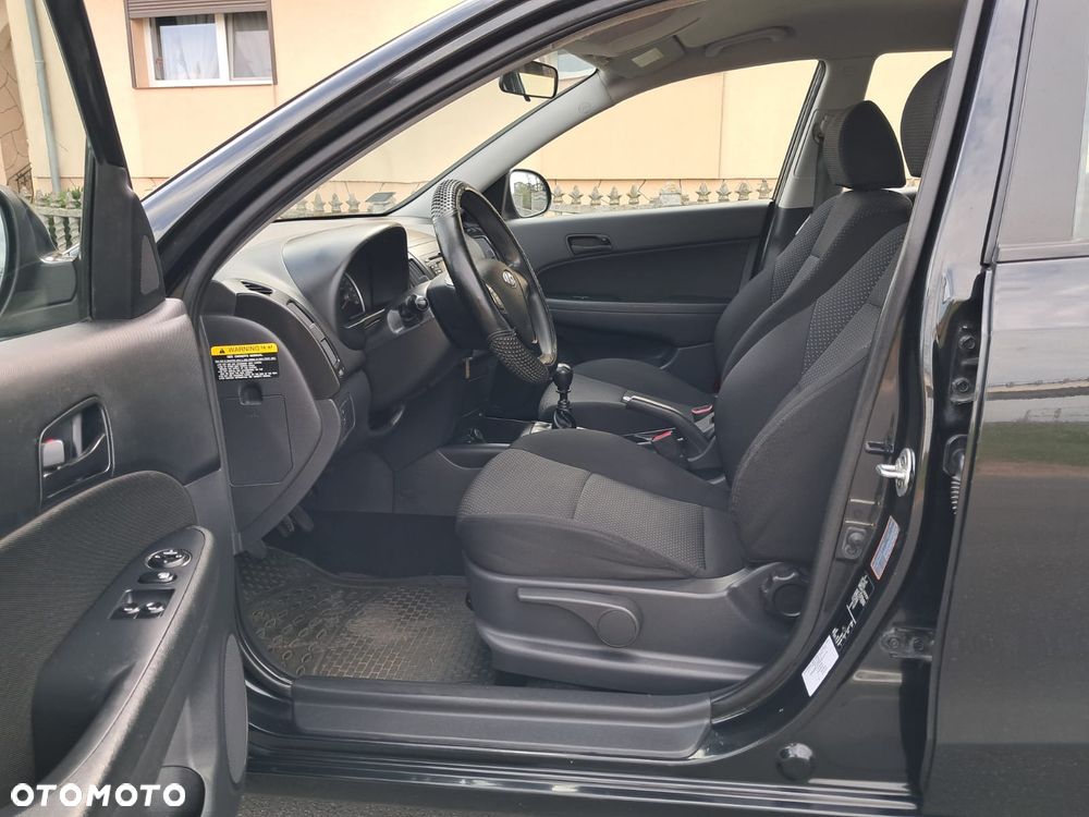 Hyundai i30 1.4 Classic - 13
