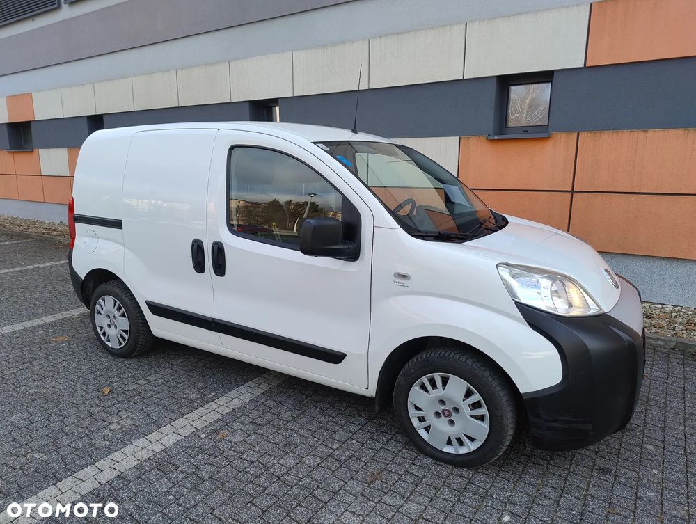 Fiat FIORINO 1.3 DIESEL (75KM) 5-BIEGÓW STAN IDEALNY KLIMATYZACJA 100% BEZWYPADKOWY ORYGINAŁ KM SERWIS NIE MA RDZY ! ! ! - 1
