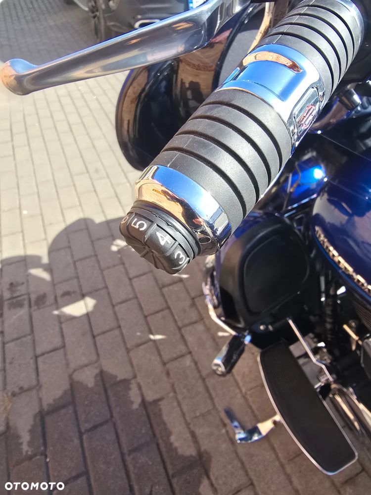 Harley-Davidson Touring Ultra Limited - 18