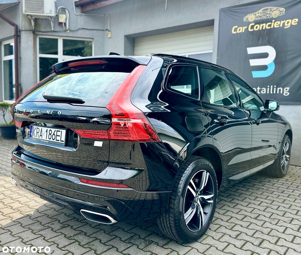 Volvo XC 60 T6 AWD Plug-In Hybrid R-Design - 8