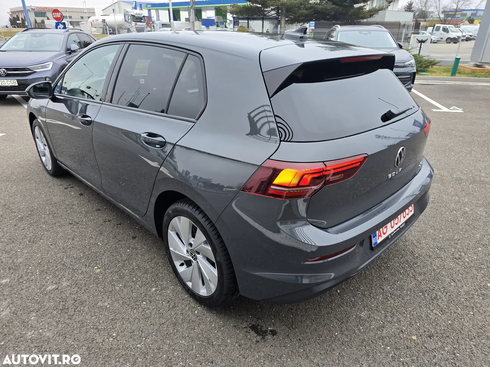 Volkswagen Golf 1.5 eTSI DSG MHEV Advanced - 5