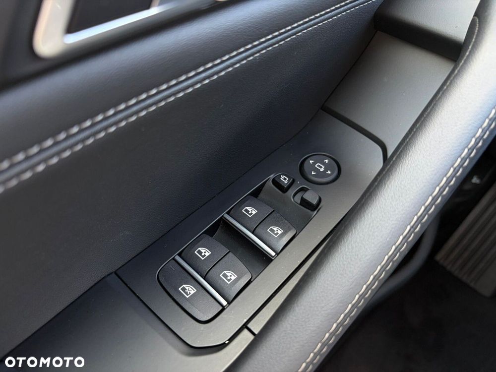 BMW X6 xDrive40d mHEV - 22