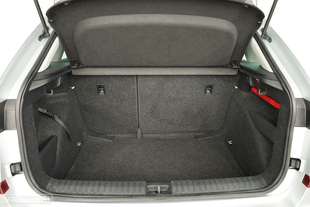 Skoda Kamiq 1.0 TSI DSG - 23