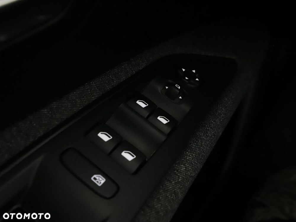 Peugeot 3008 - 35
