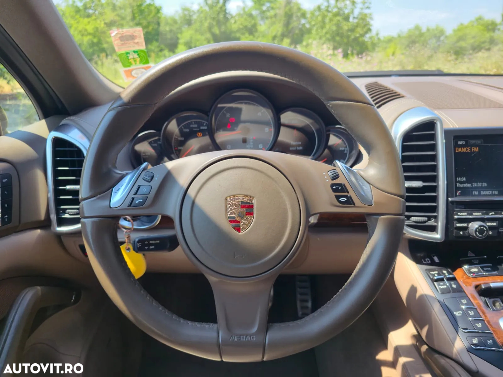 Porsche Cayenne 4.2 L S - 2