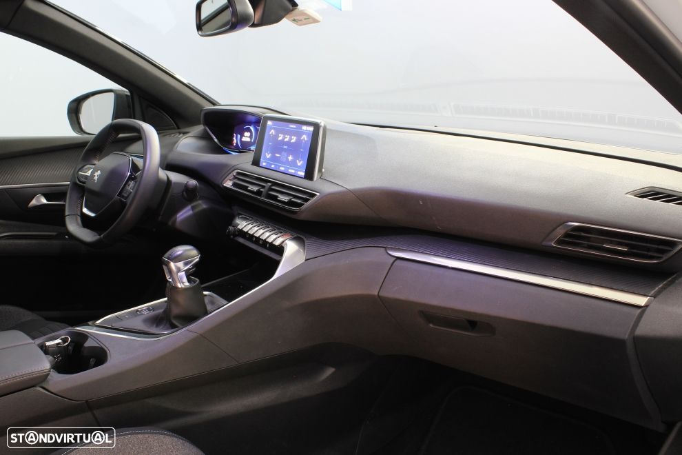 Peugeot 5008 1.2 PureTech Active Pack - 21