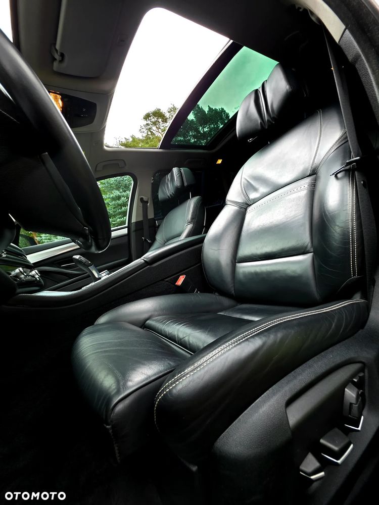 BMW Seria 5 525d Sport-Aut Luxury Line - 8