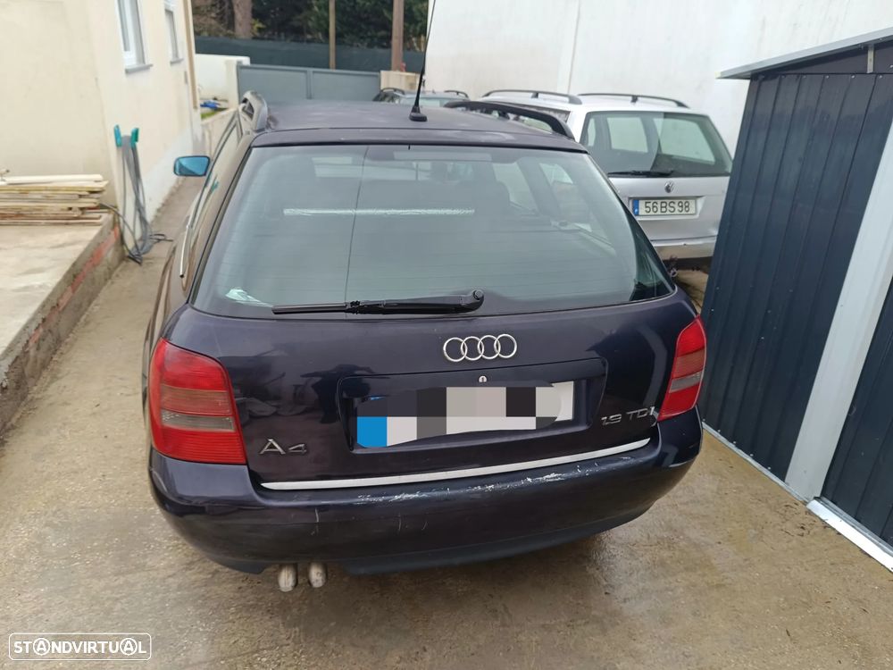 Audi A4 Avant - 11