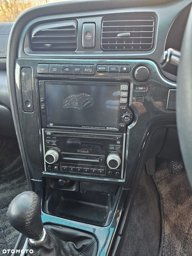 Subaru Legacy - 11