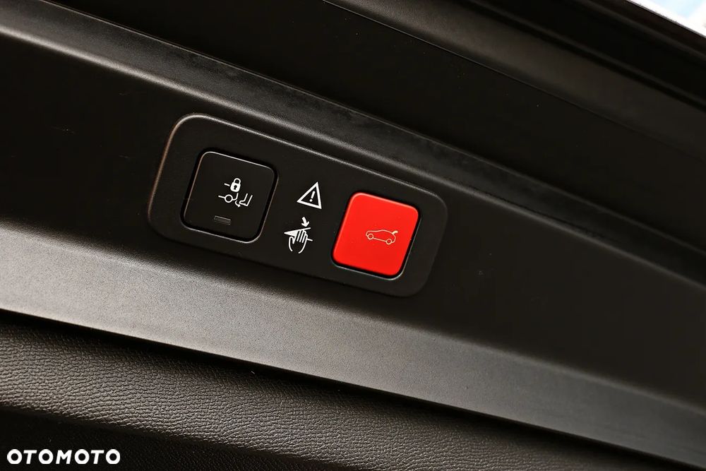 Peugeot 5008 BlueHDi 180 EAT8 GT - 36