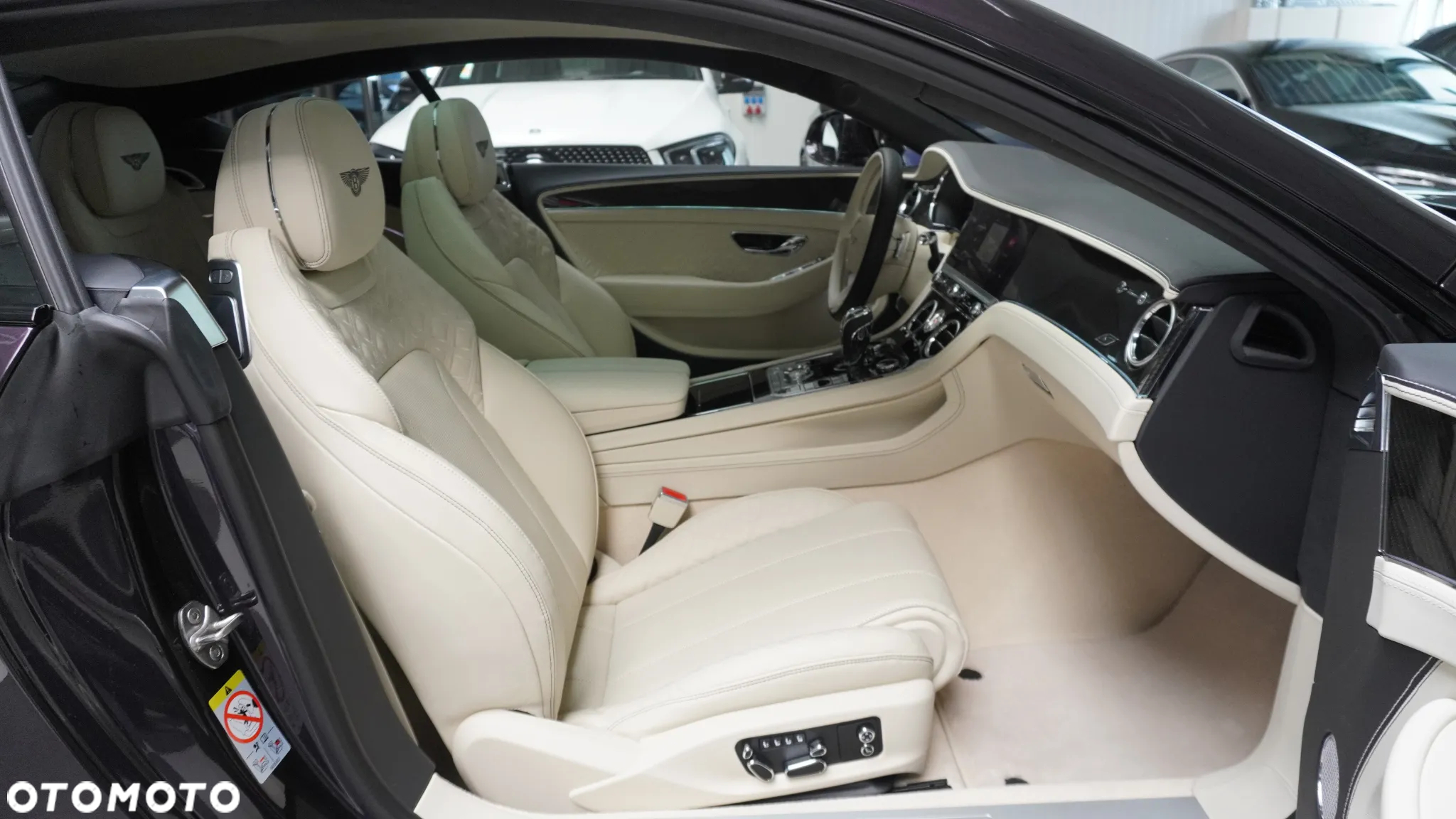 Bentley Continental GT V8 S - 10
