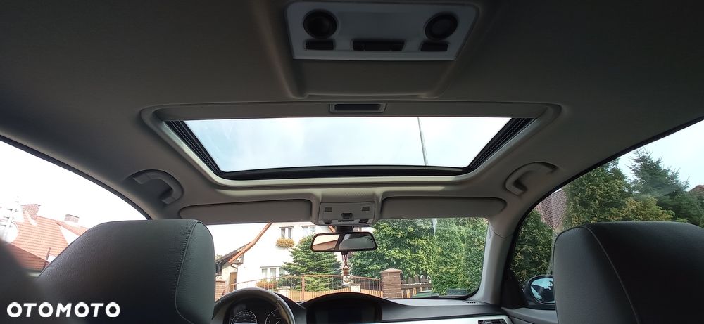 BMW Seria 3 320d - 5