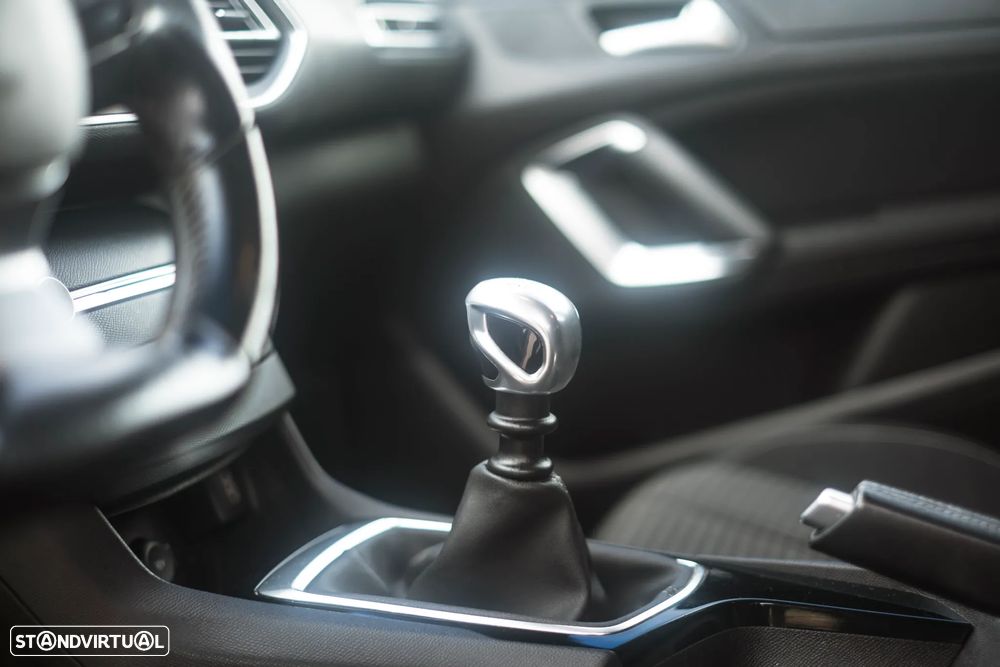 Peugeot 308 SW 1.5 BlueHDi Active - 8