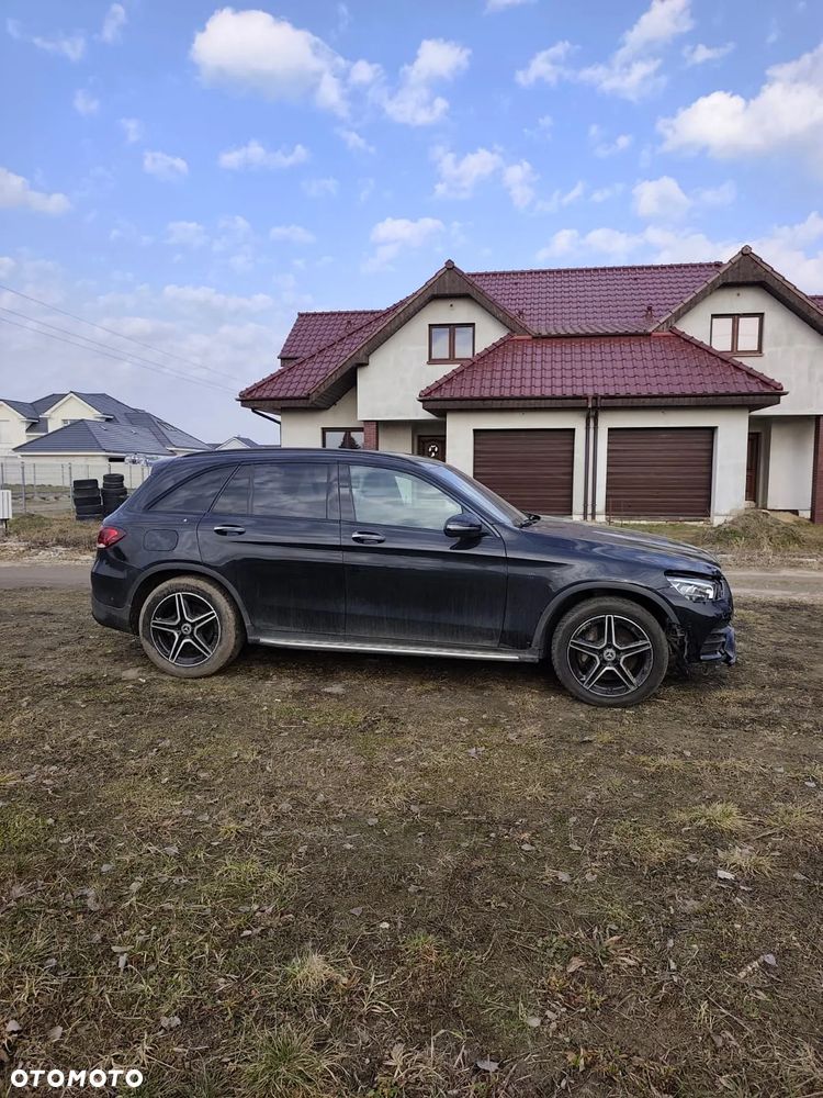 Mercedes-Benz GLC - 7