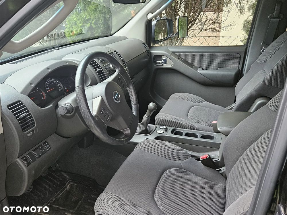 Nissan NAVARA - 12